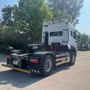 Caminh&atilde;o trator de 10 rodas para transporte da ind&uacute;stria da constru&ccedil;&atilde;o