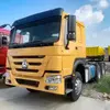 Caminh&atilde;o trator de 10 rodas para transporte da ind&uacute;stria da constru&ccedil;&atilde;o