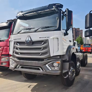 شاحنة رأس جرار Foton Auman 430HP 6X4 لنقل حاويات صهريج الوقود
